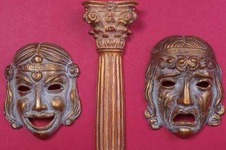 theatro maskes